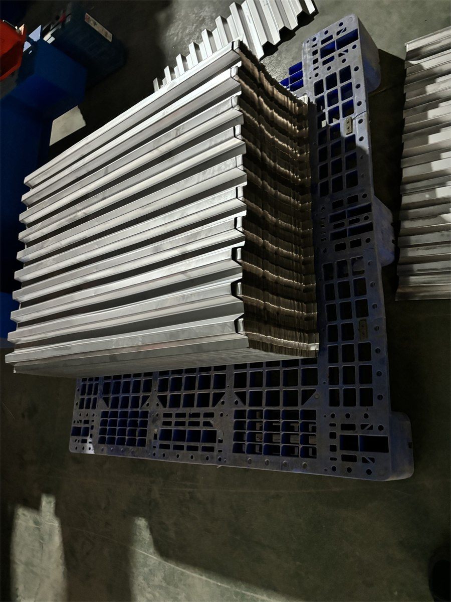 Stainless steel tube settler panels in production